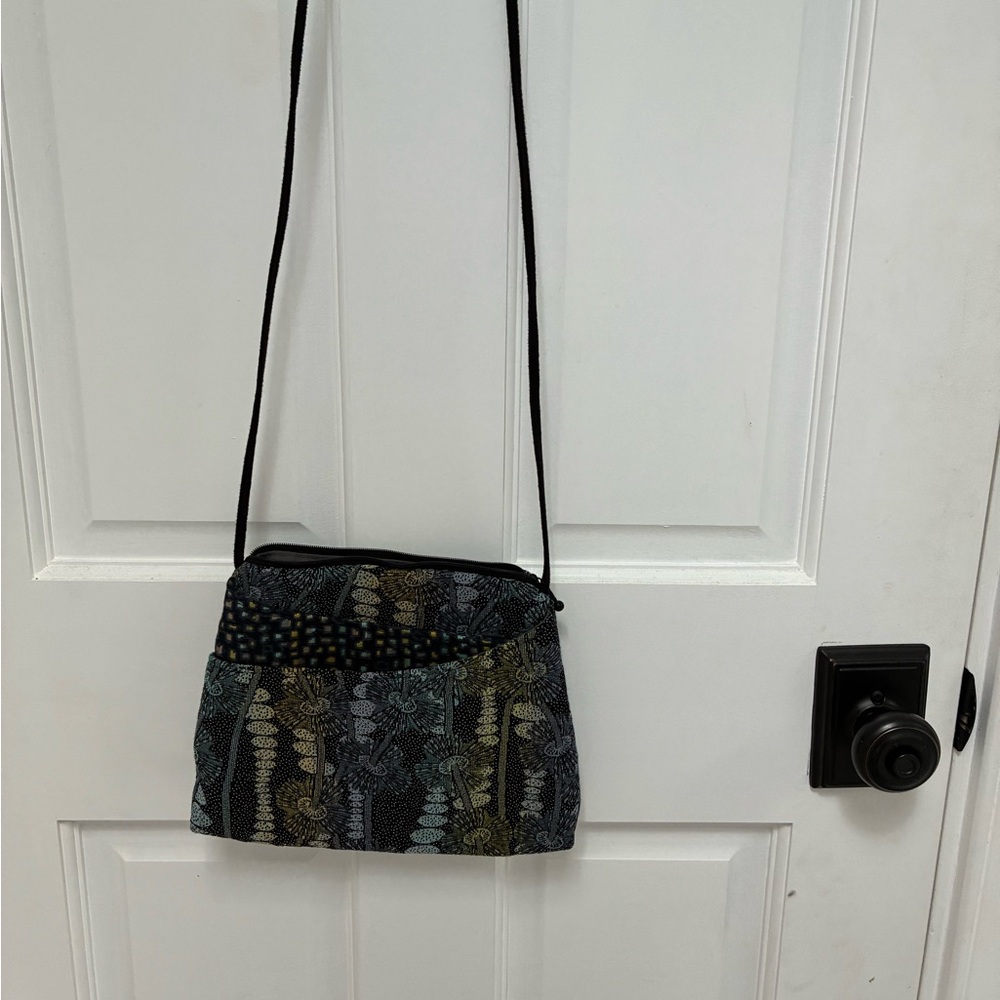 Elegant Multicolor Crossbody Bag